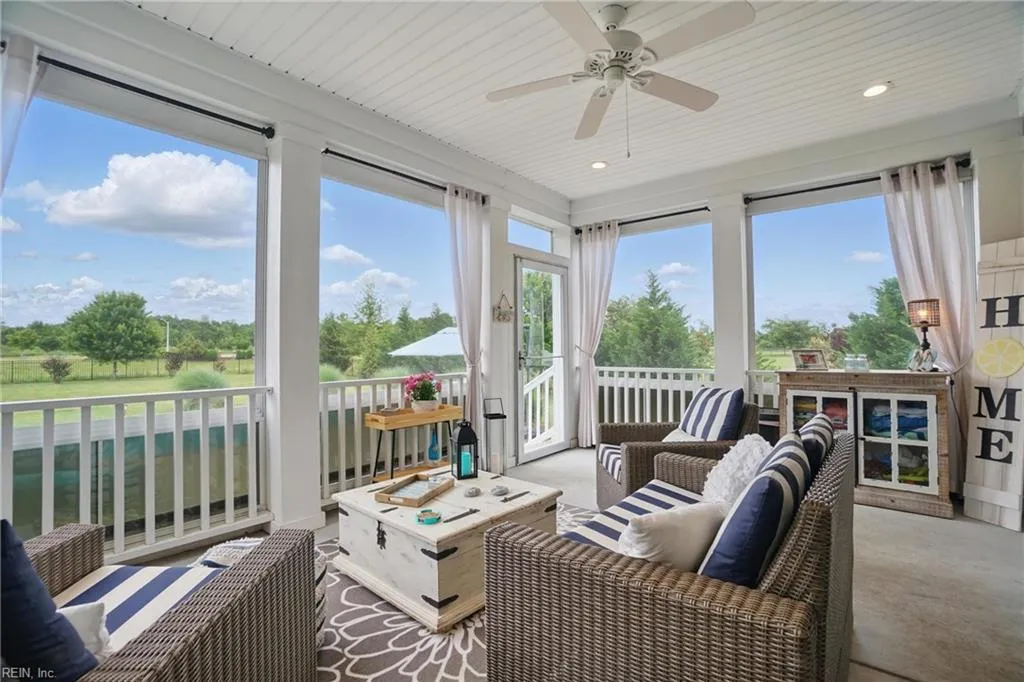 Chesapeake, Virginia 23323, United States, 4 Bedrooms Bedrooms, ,4 BathroomsBathrooms,Residential,Active,130164