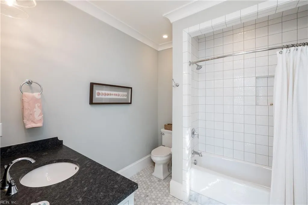 Virginia Beach, Virginia 23451, United States, 4 Bedrooms Bedrooms, ,4 BathroomsBathrooms,Residential,Active,228565