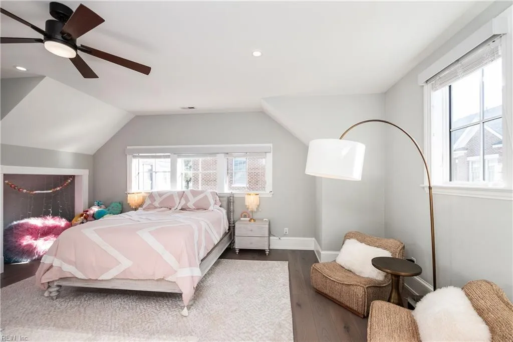 Virginia Beach, Virginia 23451, United States, 4 Bedrooms Bedrooms, ,4 BathroomsBathrooms,Residential,Active,228565