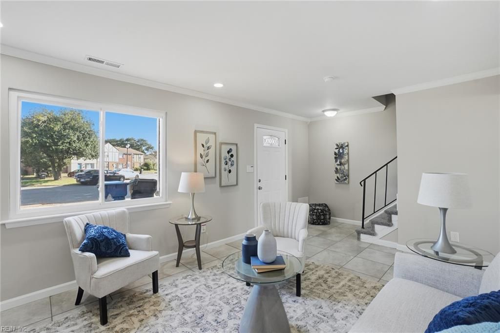 Photo of 839 Devonshire Court, Virginia Beach, VA 23462 (MLS # 10617309)