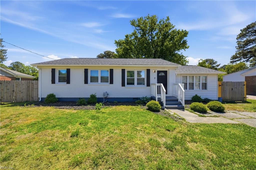 Photo of 705 Warfield Drive, Portsmouth, VA 23701 (MLS # 10632223)