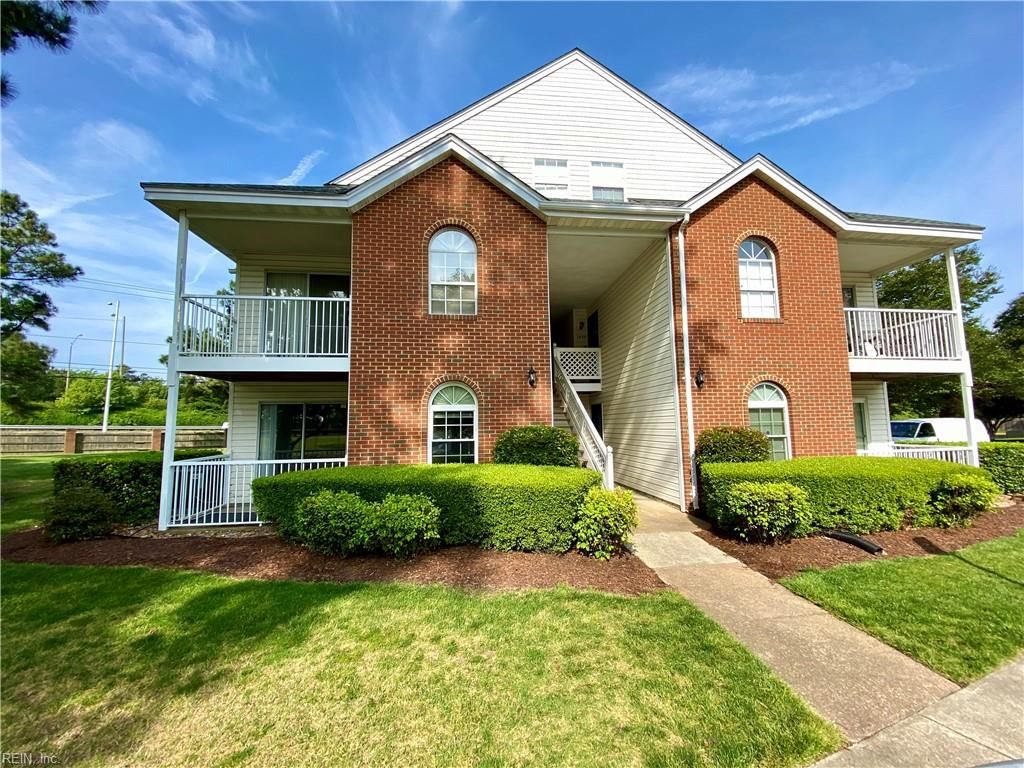 Photo of 1447 Ivywood Road, Virginia Beach, VA 23453 (MLS # 10626035)