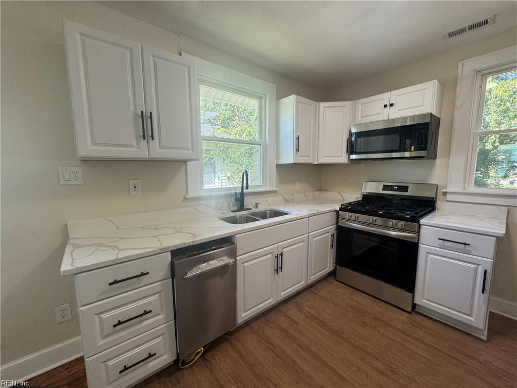 Photo of 132 Ash Avenue, Newport News, VA 23607 (MLS # 10613430)