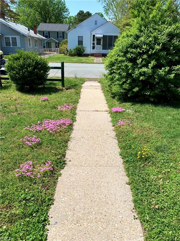 Photo of 125 S Fourth Street, Hampton, VA 23664 (MLS # 10652494)