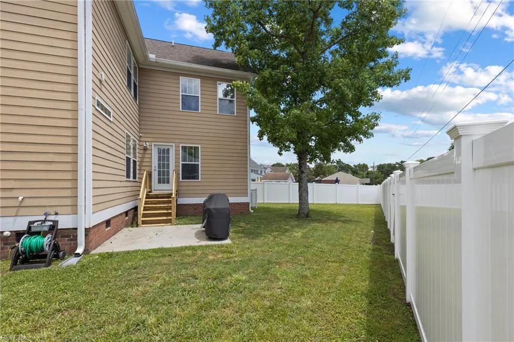 Chesapeake, Virginia 23322, United States, 5 Bedrooms Bedrooms, ,3 BathroomsBathrooms,Residential,Active,139770