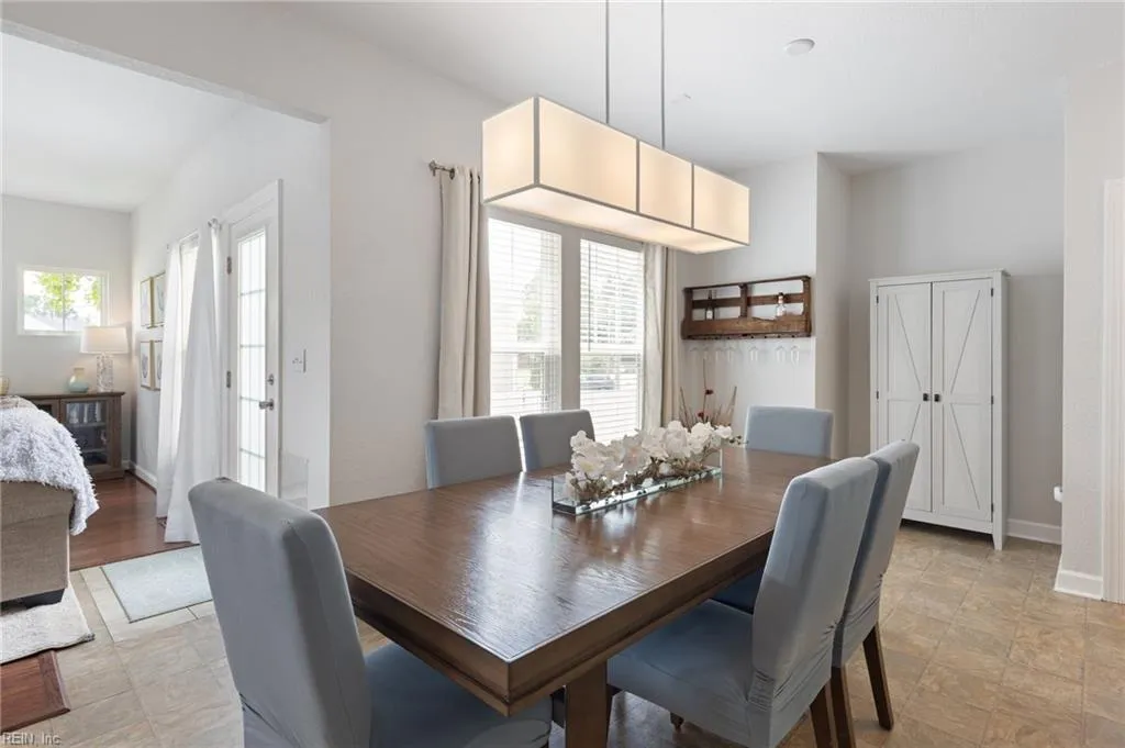 Chesapeake, Virginia 23322, United States, 5 Bedrooms Bedrooms, ,3 BathroomsBathrooms,Residential,Active,139770