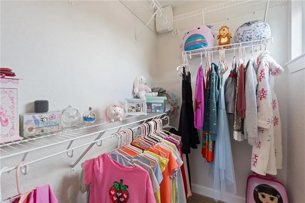 Chesapeake, Virginia 23322, United States, 5 Bedrooms Bedrooms, ,3 BathroomsBathrooms,Residential,Active,139770