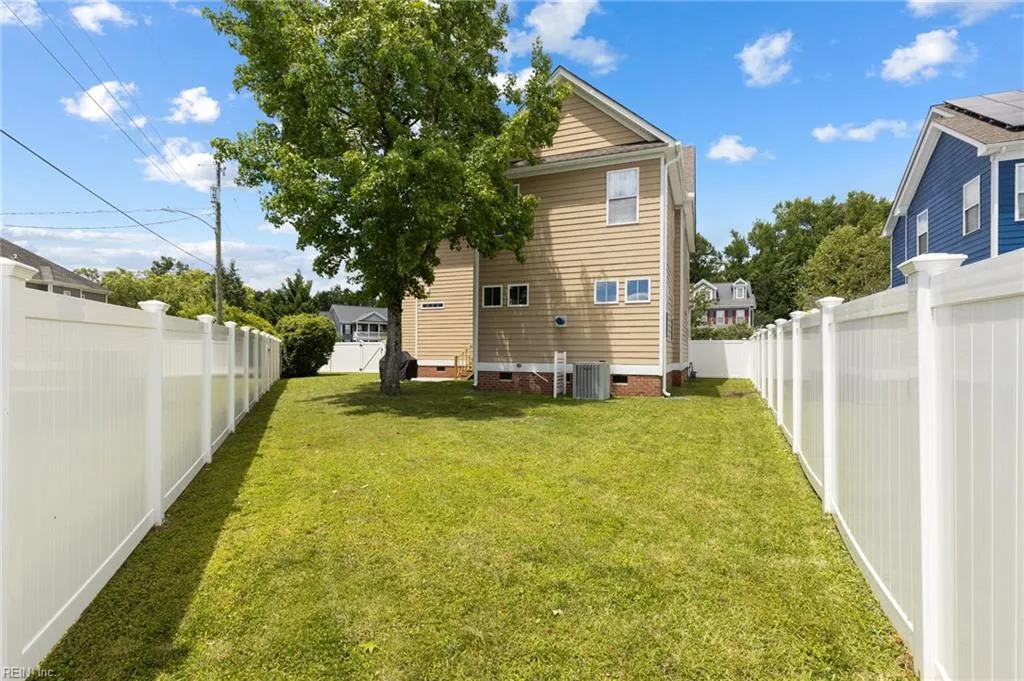 Chesapeake, Virginia 23322, United States, 5 Bedrooms Bedrooms, ,3 BathroomsBathrooms,Residential,Active,139770