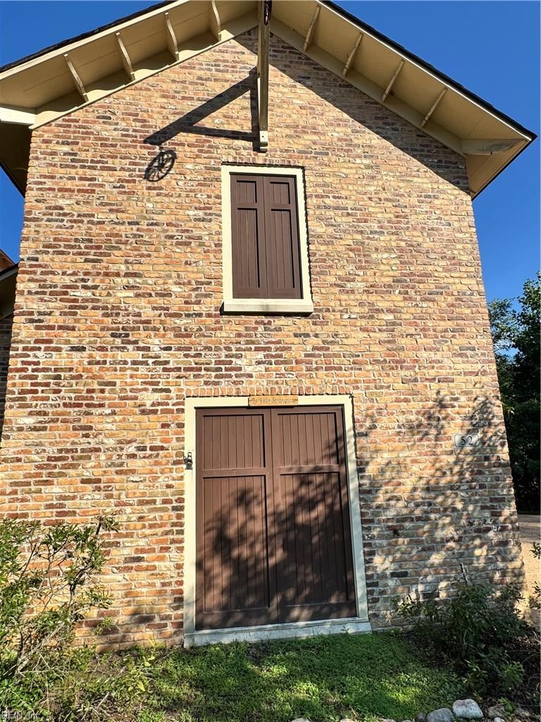 Photo of 52 Queens Court, Newport News, VA 23606 (MLS # 10650749)