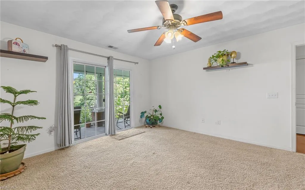 Virginia Beach, Virginia 23455, United States, 3 Bedrooms Bedrooms, ,3 BathroomsBathrooms,Residential,Pending,187542