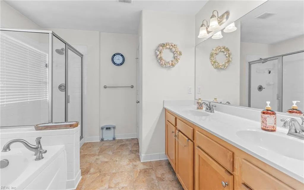 Virginia Beach, Virginia 23455, United States, 3 Bedrooms Bedrooms, ,3 BathroomsBathrooms,Residential,Pending,187542