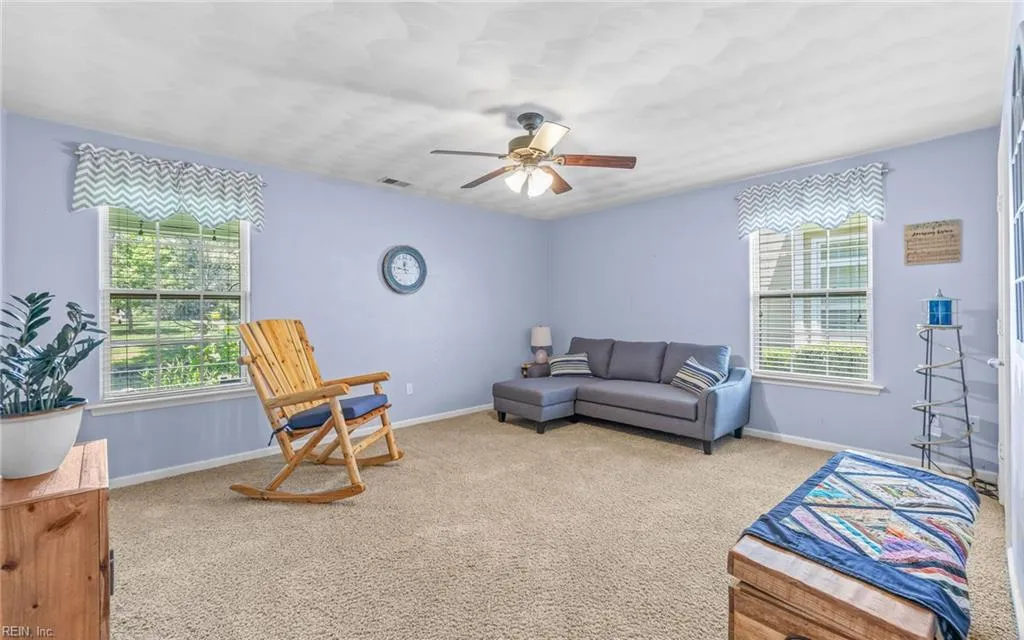 Virginia Beach, Virginia 23455, United States, 3 Bedrooms Bedrooms, ,3 BathroomsBathrooms,Residential,Pending,187542