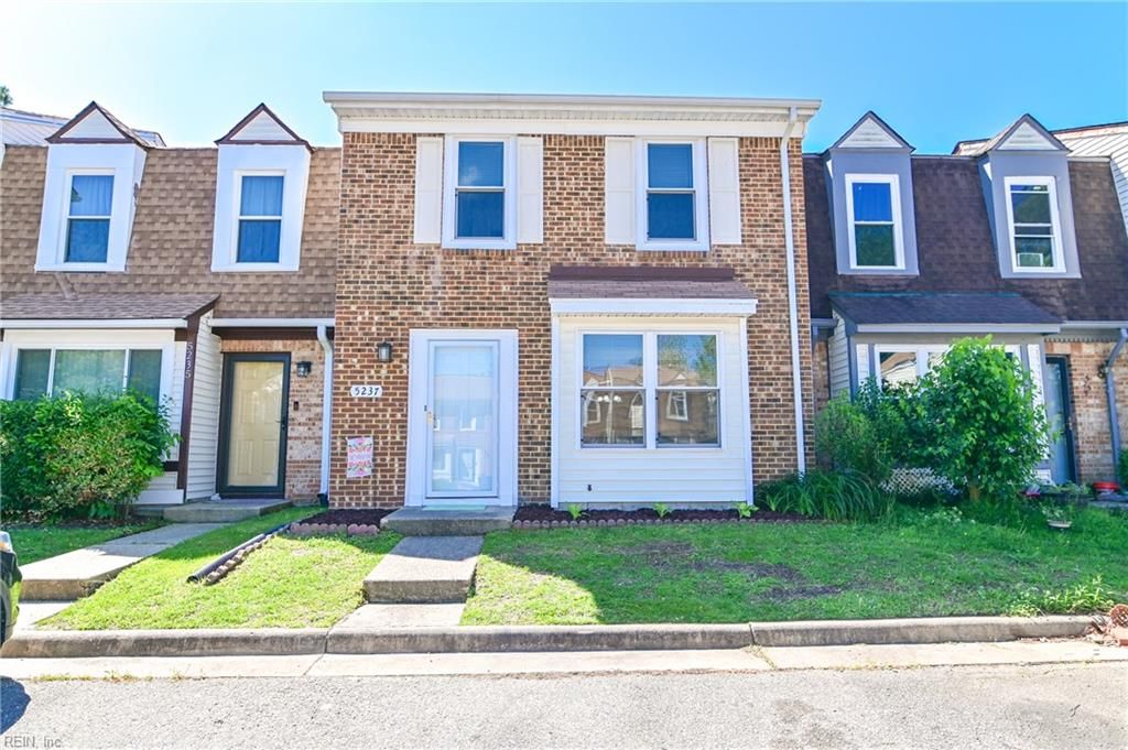 Photo of 5237 Johnstown Lane, Virginia Beach, VA 23464 (MLS # 10631178)