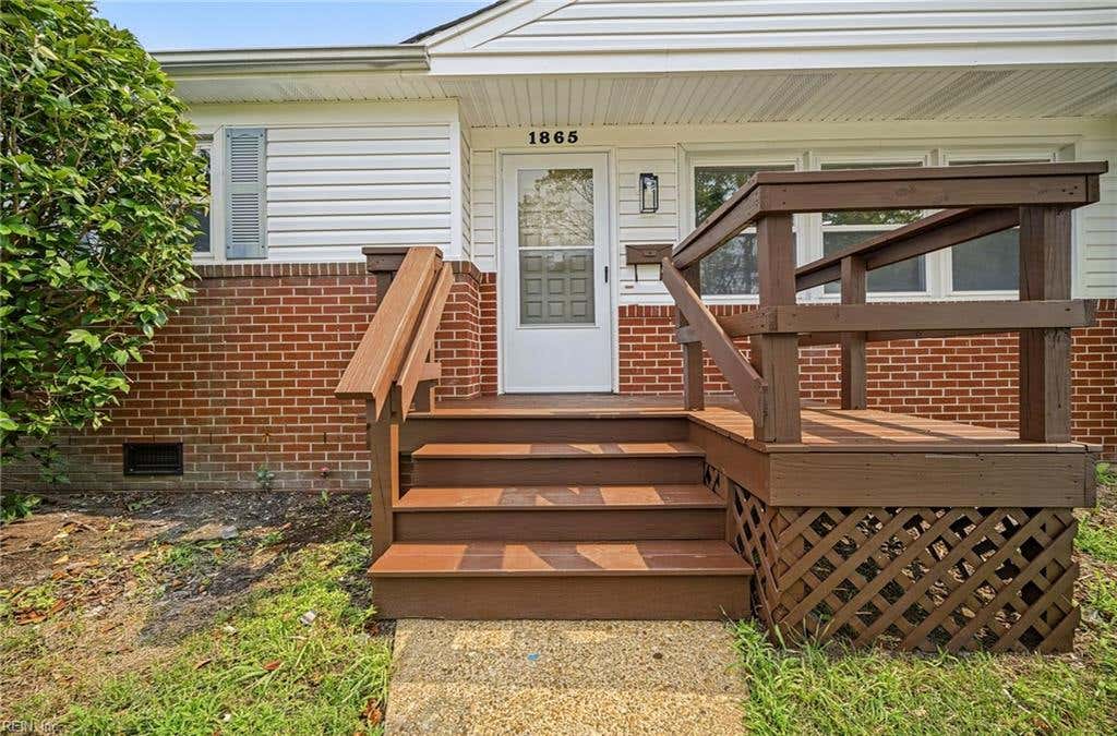 Photo of 1865 Branchwood Street, Norfolk, VA 23518 (MLS # 10646296)