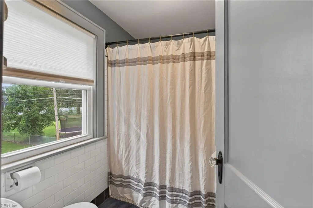 Newport News, Virginia 23601, United States, 3 Bedrooms Bedrooms, ,2 BathroomsBathrooms,Residential,Active,247114