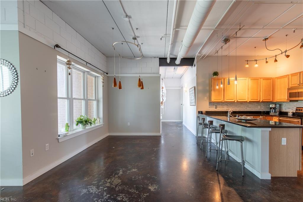 2951 Baltic AVE 205