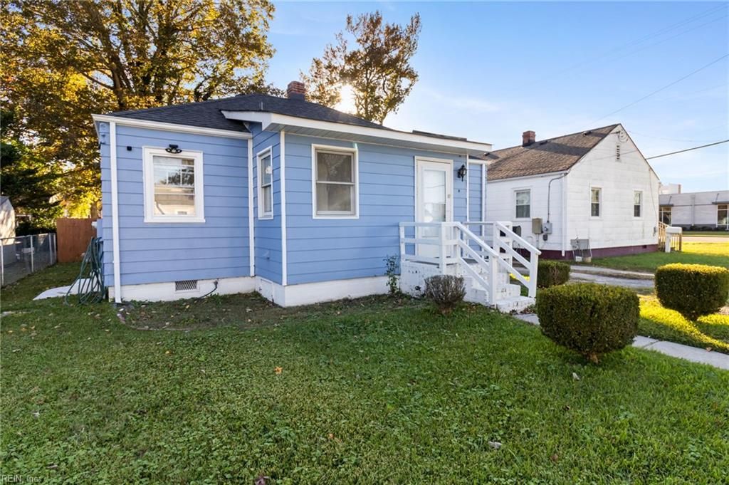 Photo of 4 Fiske Street, Portsmouth, VA 23702 (MLS # 10608804)