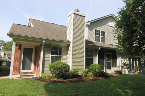 Photo of 1641 Orchard Grove Drive, Chesapeake, VA 23320 (MLS # 10645506)