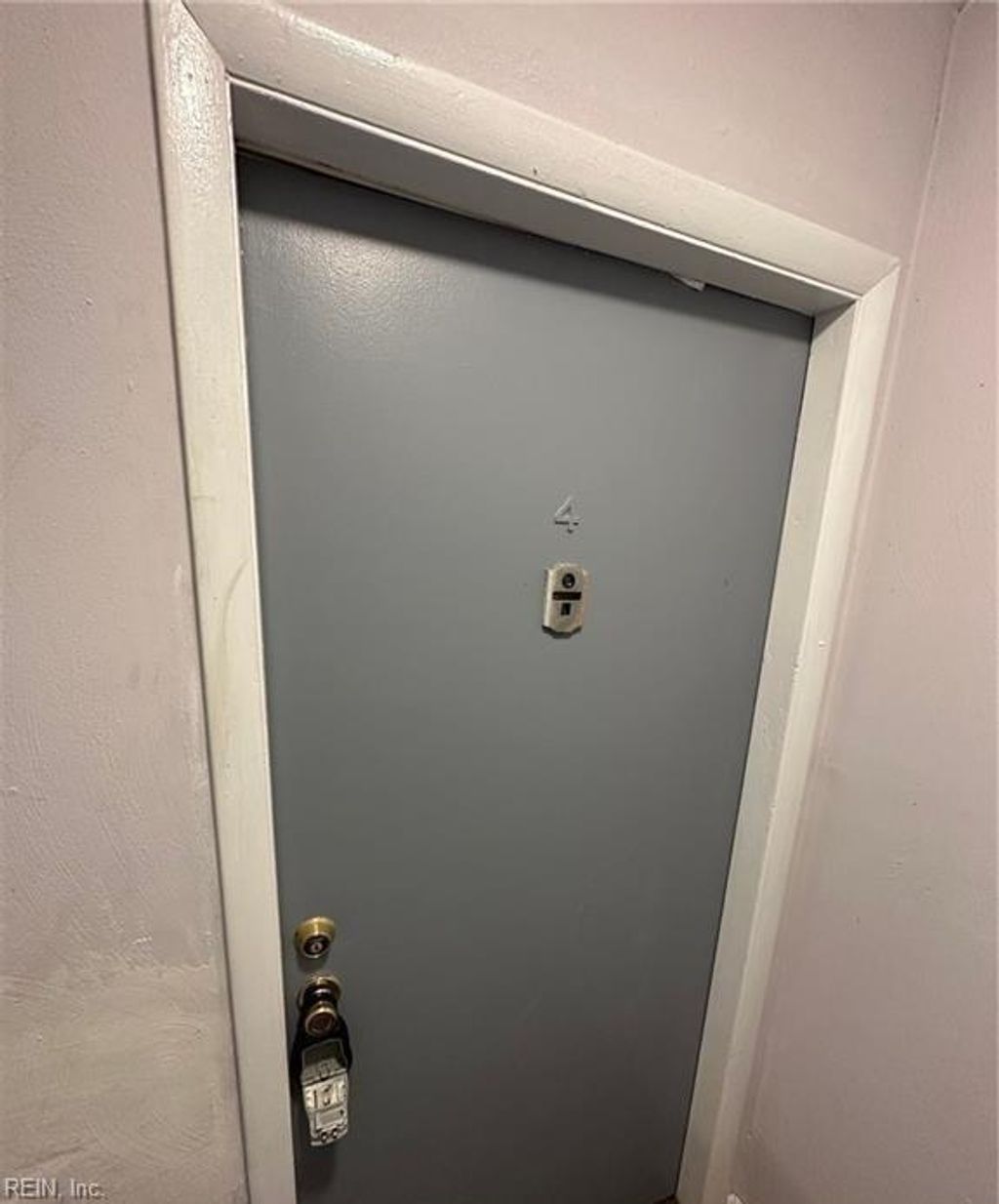 Photo of 1063 W 48th Street #C4, Norfolk, VA 23508 (MLS # 10614497)