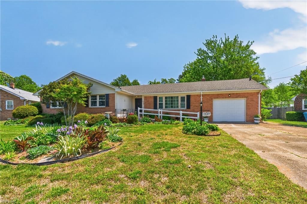 Photo of 1040 Ewell Road, Virginia Beach, VA 23455 (MLS # 10633280)