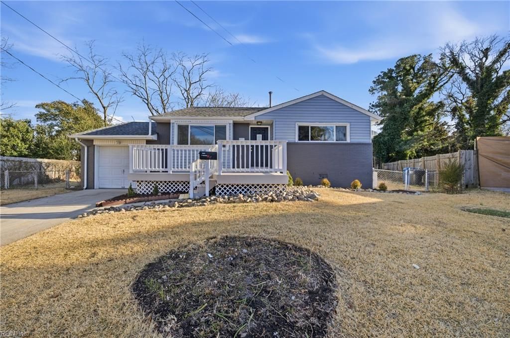 Photo of 4977 Chaucer Court, Virginia Beach, VA 23462 (MLS # 10617387)