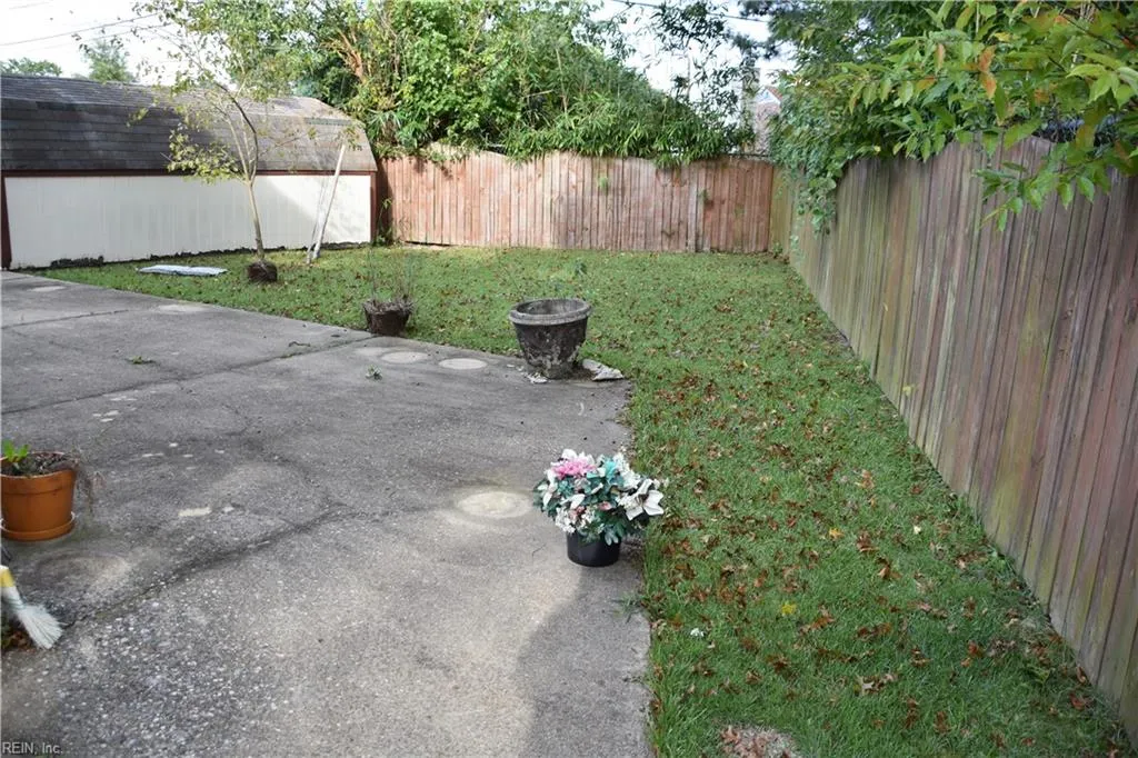 Hampton, Virginia 23661, United States, 3 Bedrooms Bedrooms, ,3 BathroomsBathrooms,Residential,Active,232099