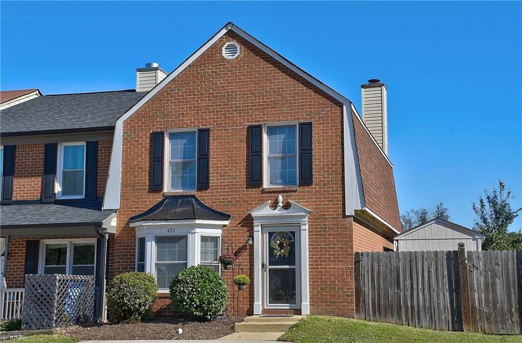 Photo of 471 San Roman Drive, Chesapeake, VA 23322 (MLS # 10658841)