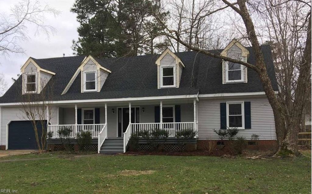 Photo of 732 Norman Way, Chesapeake, VA 23322 (MLS # 10636327)