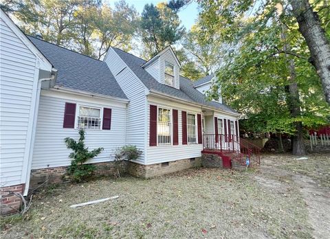 Photo of 112 W Rexford Drive, Newport News, VA 23608 (MLS # 10608504)