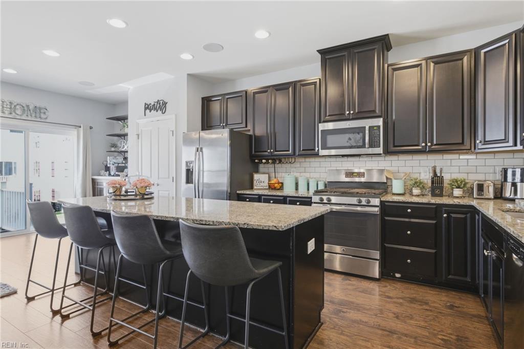 Photo of 404 Spring Hill Place, Smithfield, VA 23430 (MLS # 10653290)