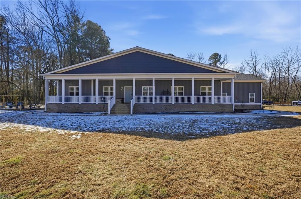 Photo of 7692 Cunningham Lane, Gloucester, VA 23061 (MLS # 10619928)