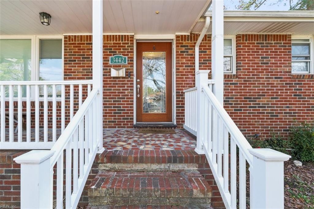 3442 S Crestline DR