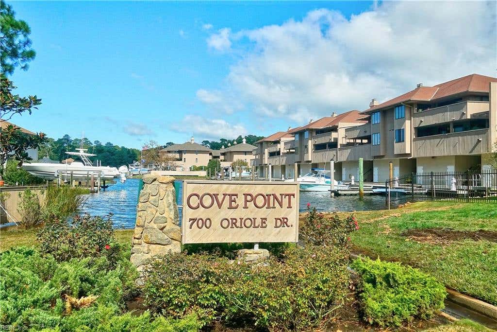 Photo of 700 Oriole Drive #125A, Virginia Beach, VA 23451 (MLS # 10637419)