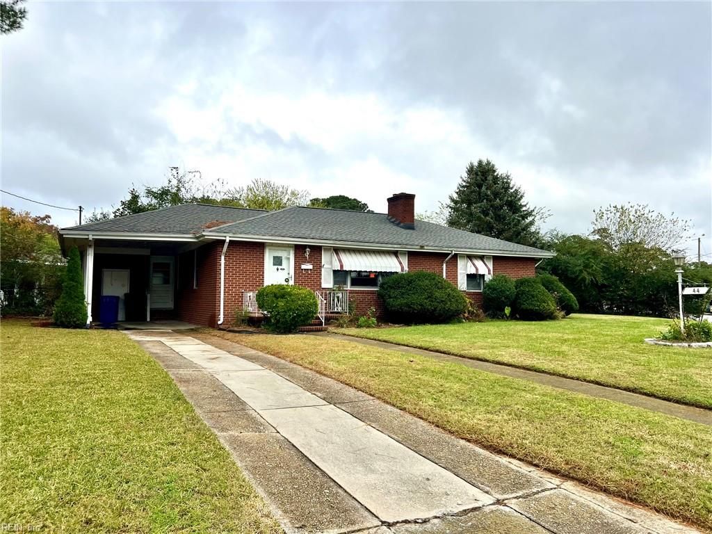 Photo of 44 Rivercrest Drive, Portsmouth, VA 23701 (MLS # 10618941)