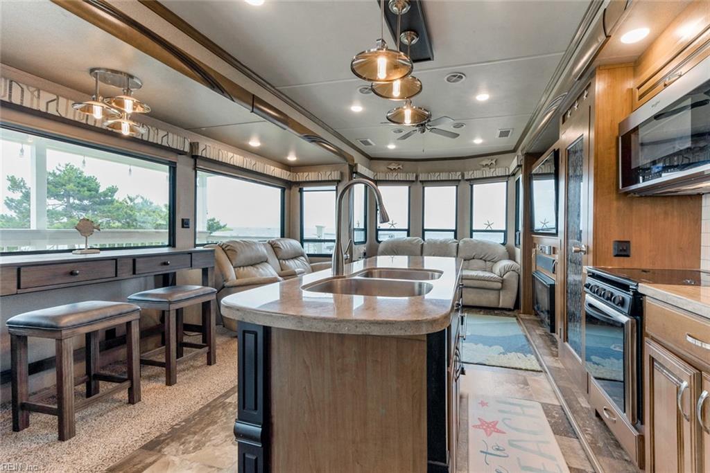 3665 Sandpiper RD 5