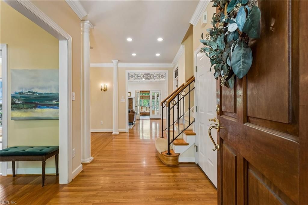 Photo of 10 Frenchmens Key, Williamsburg, VA 23185 (MLS # 10628720)