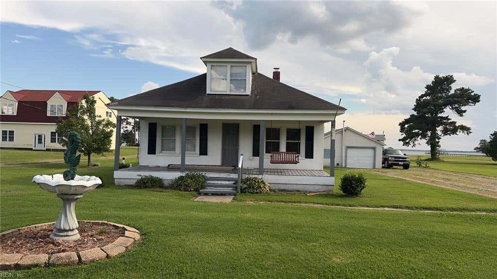 Photo of 1978 Jenkins Neck Road, Hayes, VA 23072 (MLS # 10648524)