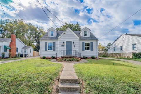 Photo of 3611 King Street #1/2, Portsmouth, VA 23707 (MLS # 10630303)