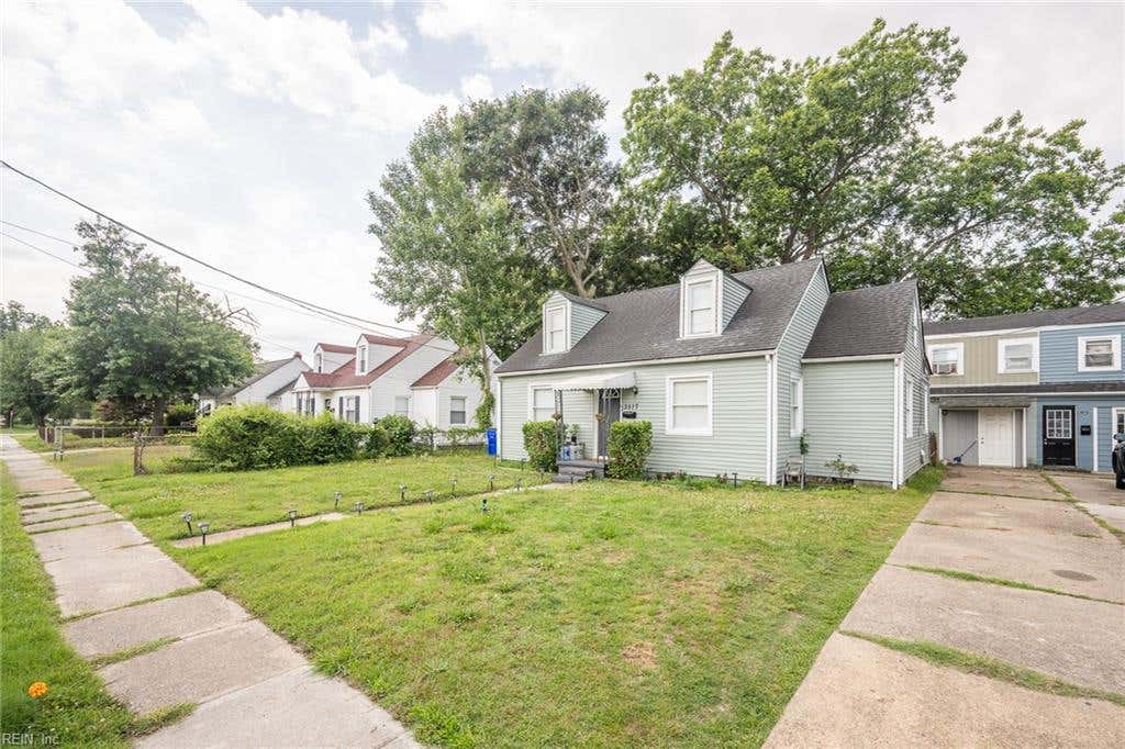 Photo of 3517 Pamlico Circle, Norfolk, VA 23513 (MLS # 10637214)