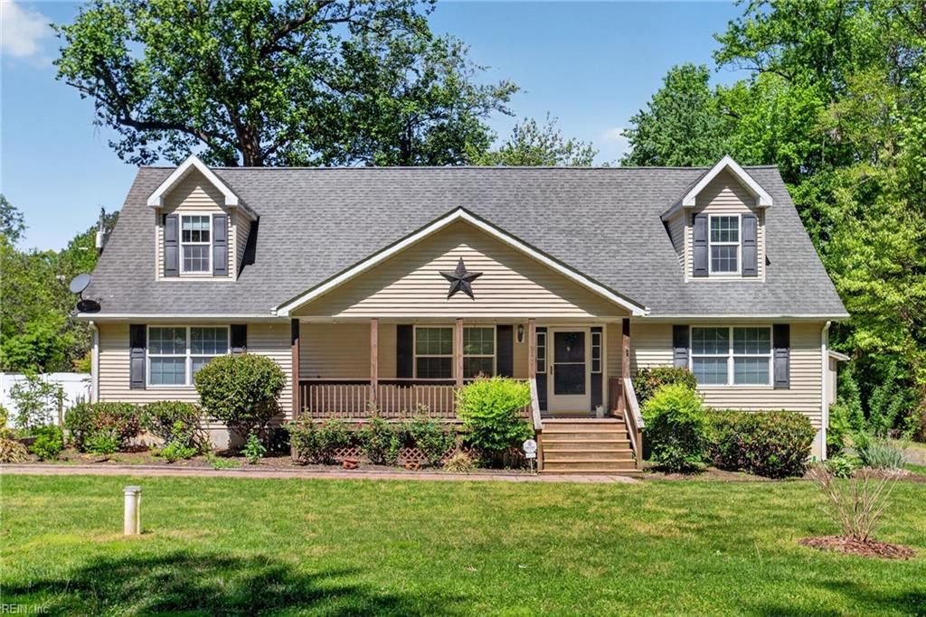 Photo of 811 Long Point Road, Hague, VA 22469 (MLS # 10632769)