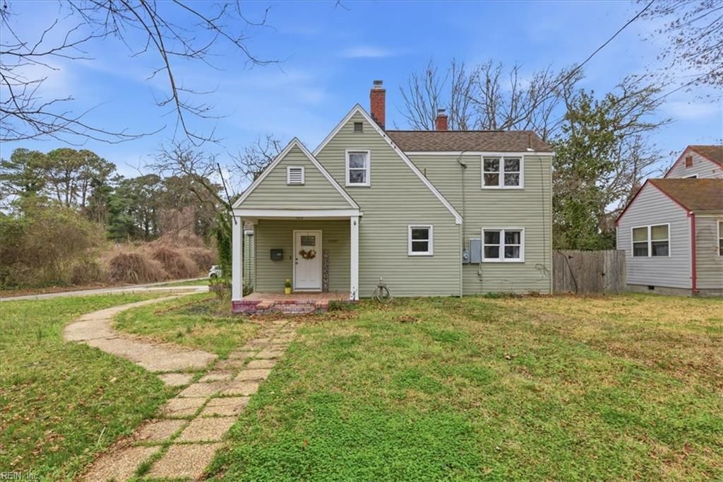 Photo of 7307 Yorktown Dr Dr, Norfolk, VA 23505 (MLS # 10625223)