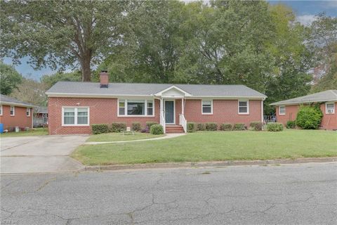 Photo of 105 Adams Drive, Newport News, VA 23601 (MLS # 10605641)