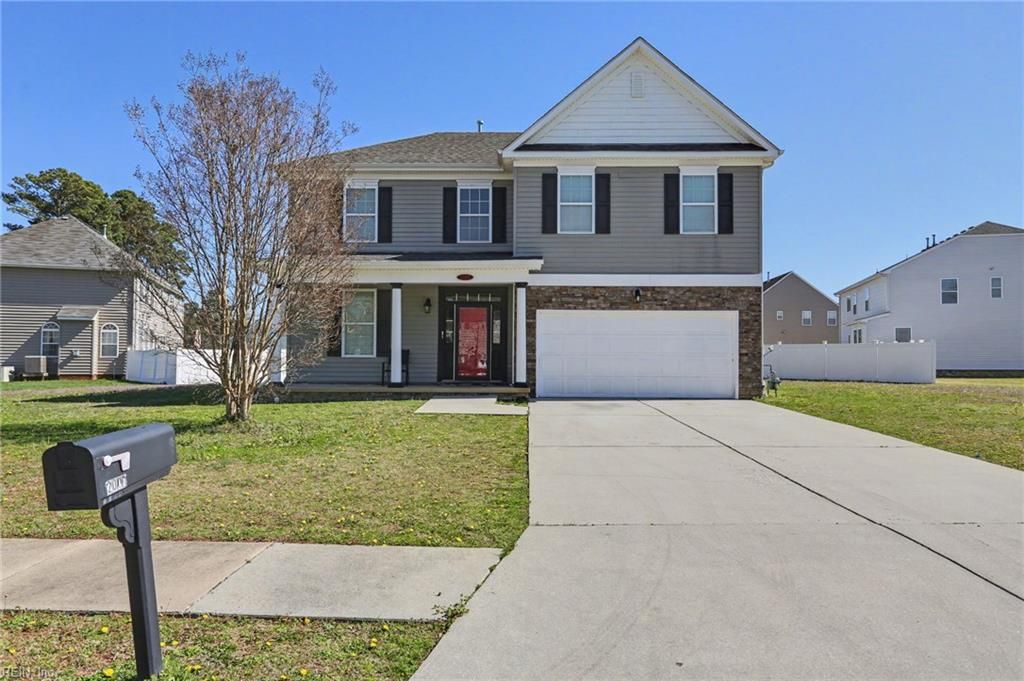 Photo of 2001 Smalleys Dam Circle, Suffolk, VA 23434 (MLS # 10626211)