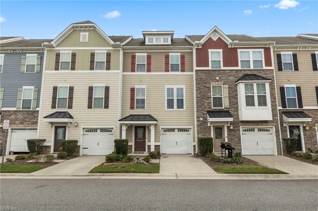 Photo of 4319 Salt Marsh Lane, Chesapeake, VA 23324 (MLS # 10606790)