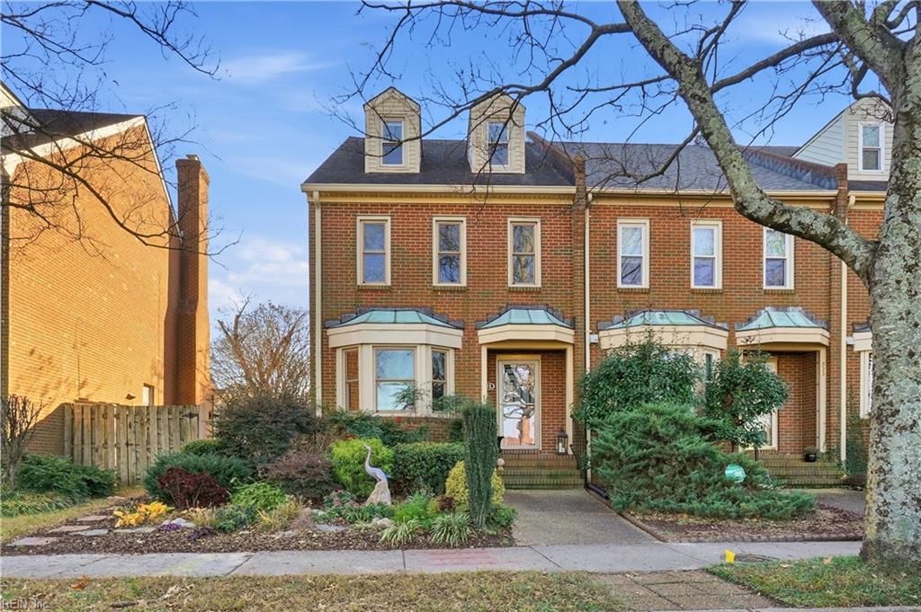 Photo of 321 Shirley Avenue, Norfolk, VA 23517 (MLS # 10612605)