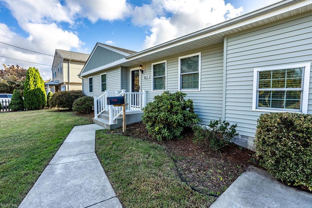 Photo of 1821 Dominion Avenue, Norfolk, VA 23518 (MLS # 10658498)
