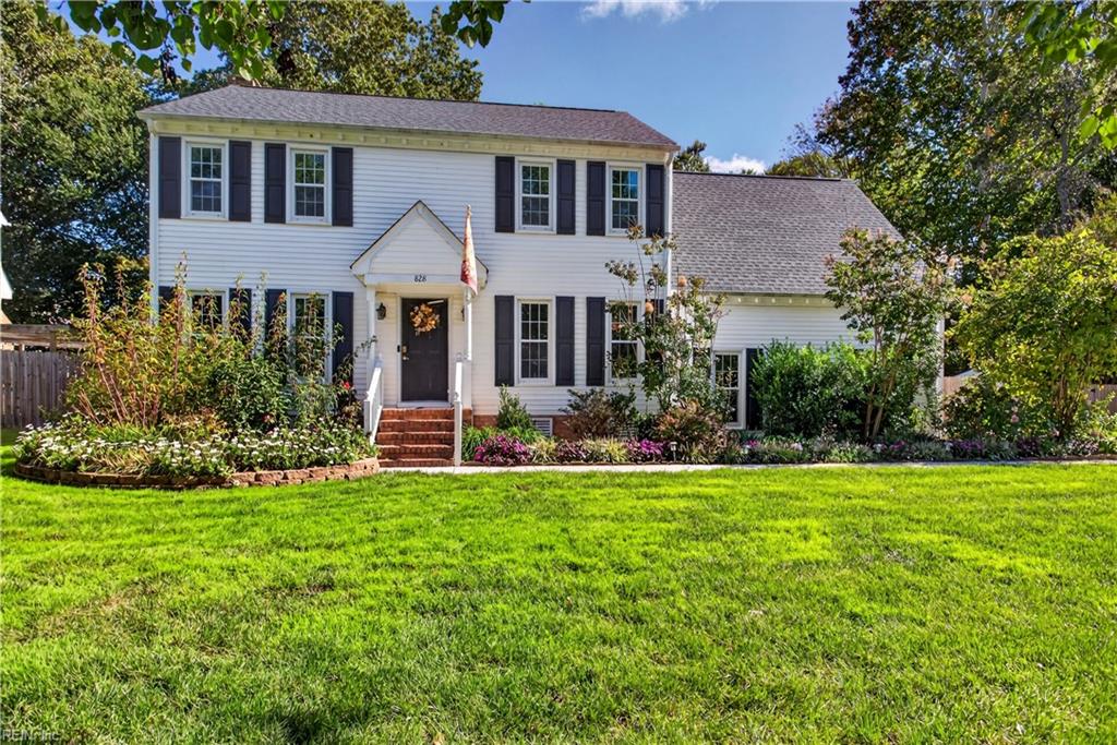 Photo of 828 Woodrow Court, Chesapeake, VA 23322 (MLS # 10657041)