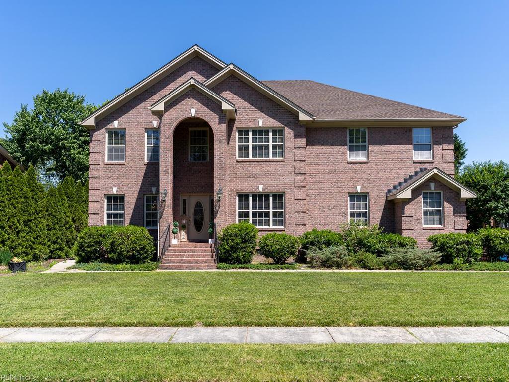 Photo of 138 Greengable Way, Chesapeake, VA 23322 (MLS # 10651804)