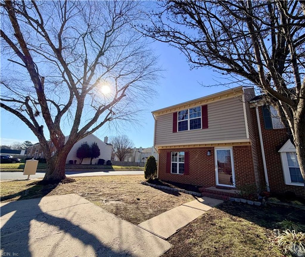 Photo of 801 Sutherland Arch, Chesapeake, VA 23320 (MLS # 10617407)