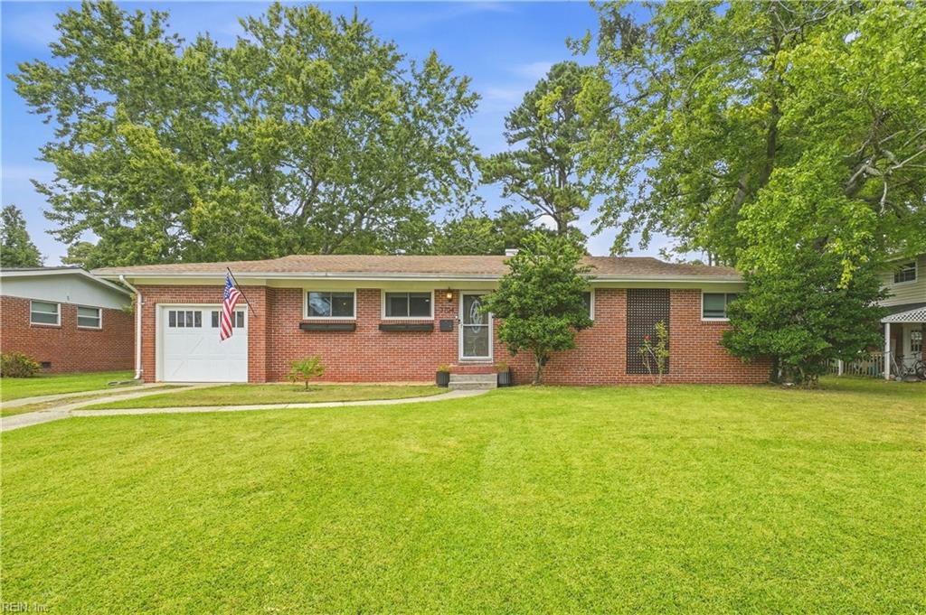 Photo of 3704 Marilyn Lane, Virginia Beach, VA 23452 (MLS # 10655075)